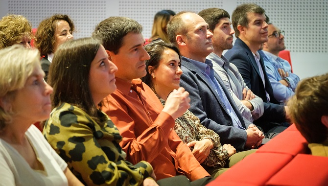 El networking te puede llevar a colaboraciones exitosas