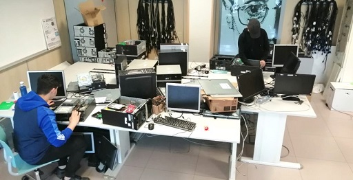 512x262